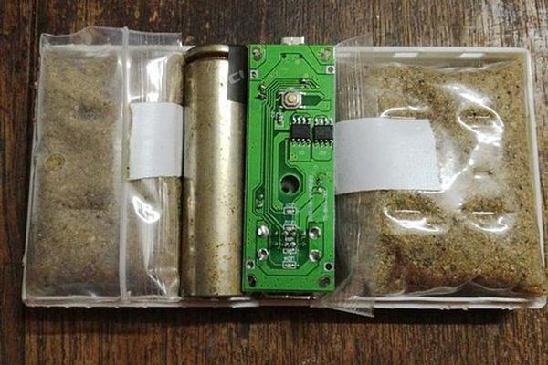 ไม่อยากจะเชื่อ !! เมื่อแกะ Power Bank จากจีนบางรุ่น กับเจอ...