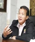 ค้านกู้เงินจีนซื้อ'แท็บเล็ต'